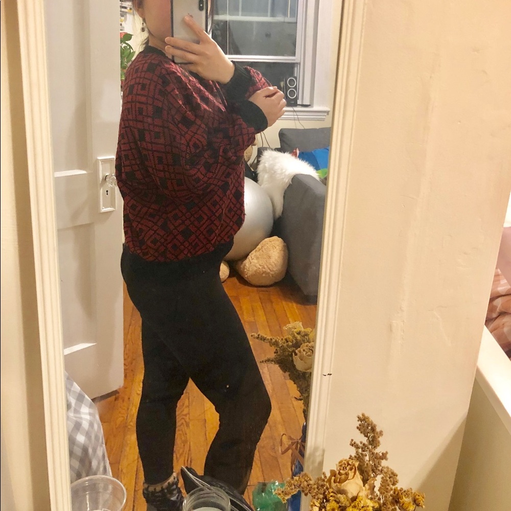 Sweater - Picture 4 of 4